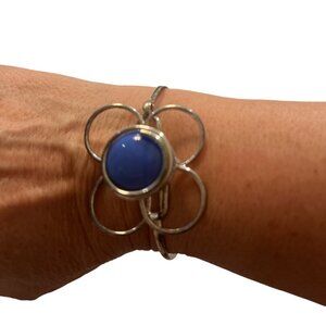 Fun Bracelet and Ring Wire Flowers with Blue Center Simple Yet Cute